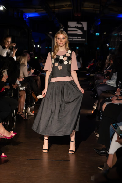 Oberteil Laila, Shirt Anna,Rock Lolita